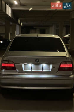 Седан BMW 5 Series 2003 в 