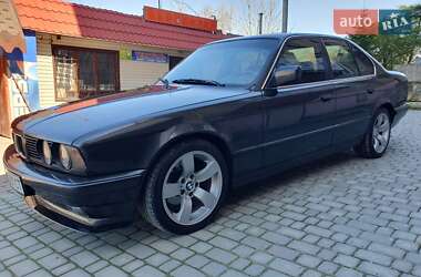 Седан BMW 5 Series 1990 в 