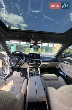 Седан BMW 5 Series 2020 в 