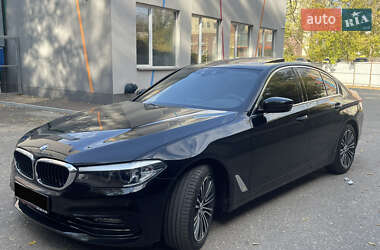 Седан BMW 5 Series 2017 в 