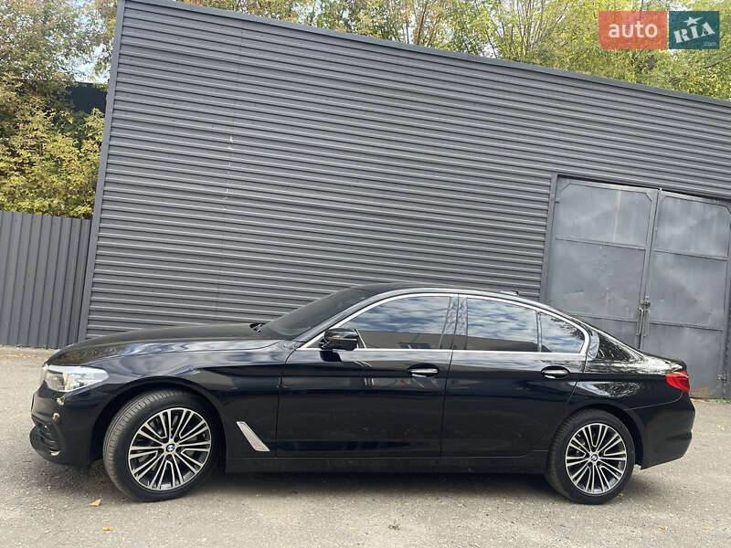 Седан BMW 5 Series 2017 в Харькове