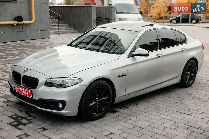 Седан BMW 5 Series 2015 в Києві