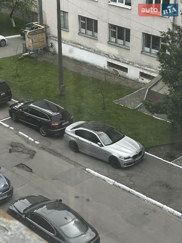 Седан BMW 5 Series 2015 в Києві