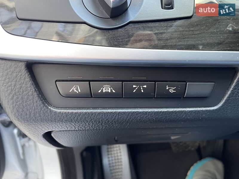 Седан BMW 5 Series 2014 в Львові