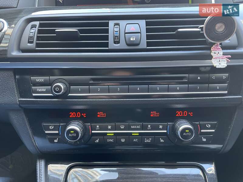 Седан BMW 5 Series 2014 в Львові