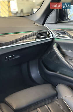 Седан BMW 5 Series 2019 в 