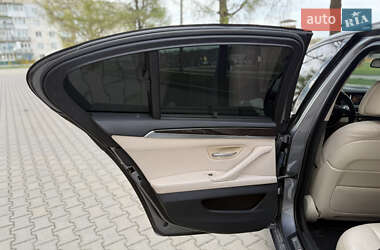 Седан BMW 5 Series 2013 в 