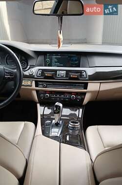 Седан BMW 5 Series 2012 в 