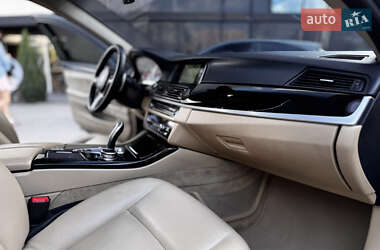 Седан BMW 5 Series 2015 в 