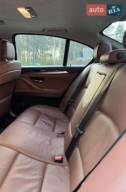 Седан BMW 5 Series 2012 в 
