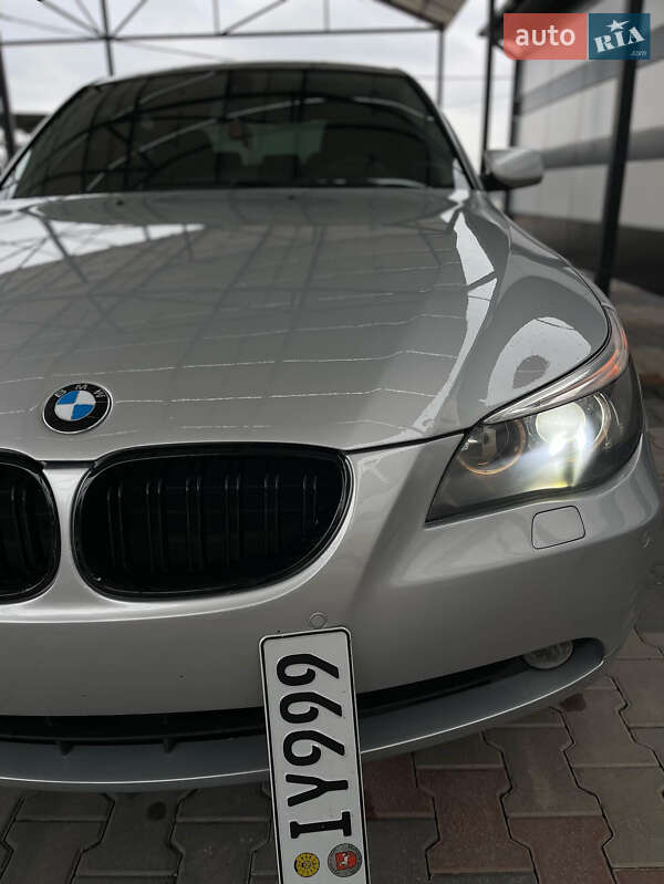 Седан BMW 5 Series 2003 в 