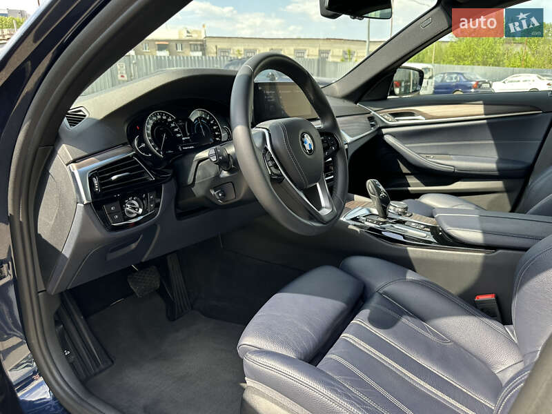 Седан BMW 5 Series 2017 в Киеве фото 18 Седан BMW 5 Series 2017 в Киеве