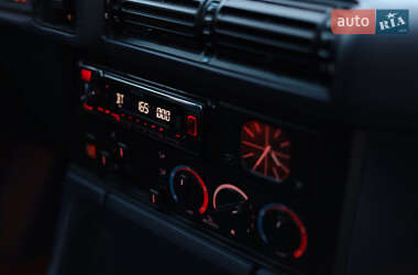 Седан BMW 5 Series 1993 в 