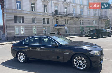 Седан BMW 5 Series 2011 в 