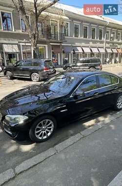 Седан BMW 5 Series 2011 в 