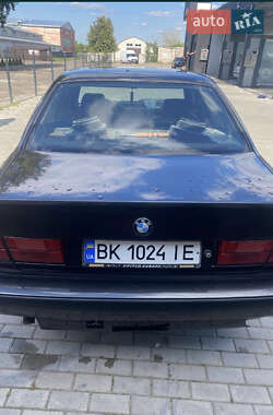 Седан BMW 5 Series 1993 в 