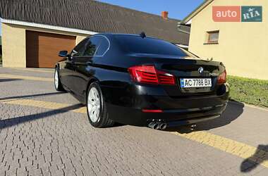 Седан BMW 5 Series 2012 в 