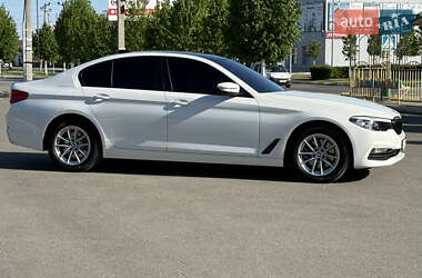 Седан BMW 5 Series 2017 в 