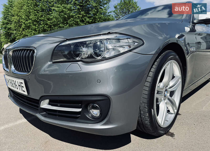 Седан BMW 5 Series 2015 в Житомире