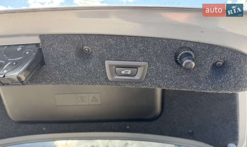 Седан BMW 5 Series 2015 в Житомире