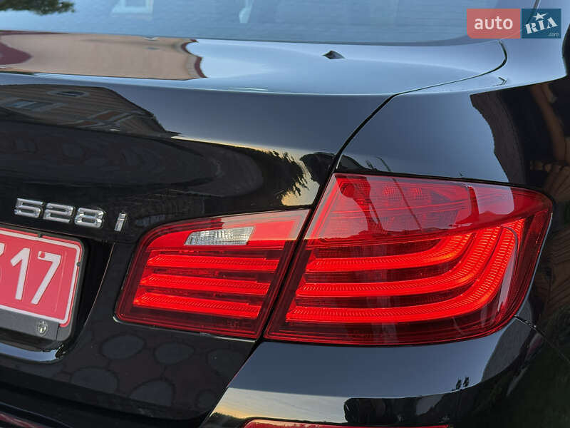 Седан BMW 5 Series 2014 в Вараші