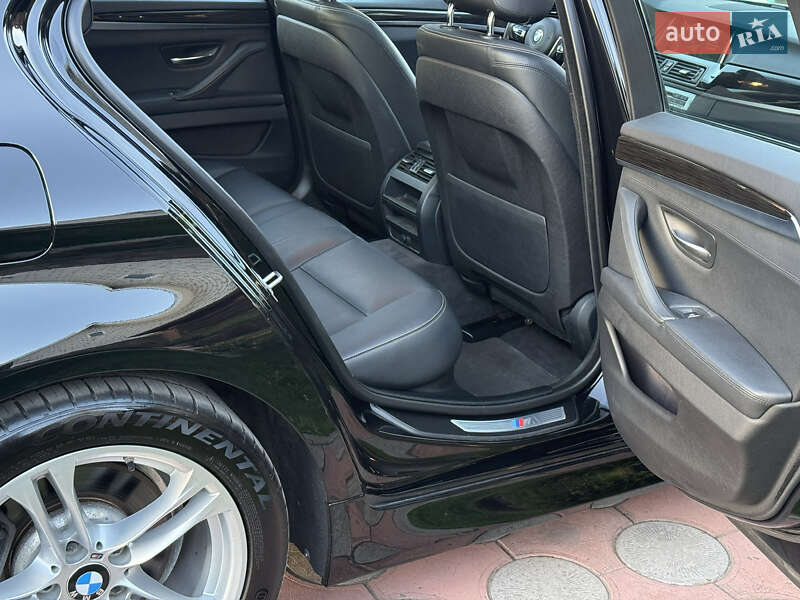 Седан BMW 5 Series 2014 в Вараші