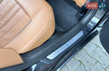 Седан BMW 5 Series 2019 в 