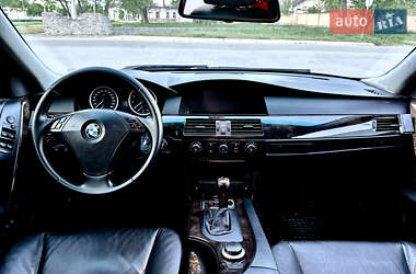 Седан BMW 5 Series 2005 в 