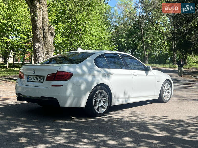 Седан BMW 5 Series 2011 в Чернігові