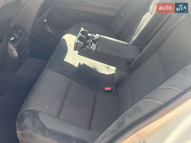 Седан BMW 5 Series 2011 в Чернігові