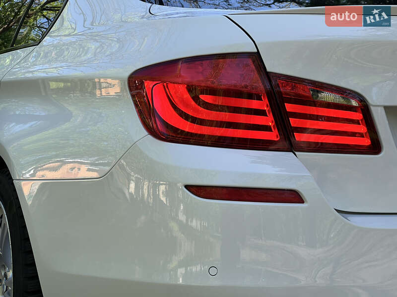 Седан BMW 5 Series 2011 в Чернігові