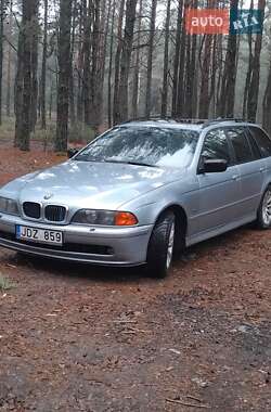 Универсал BMW 5 Series 2003 в Сарнах