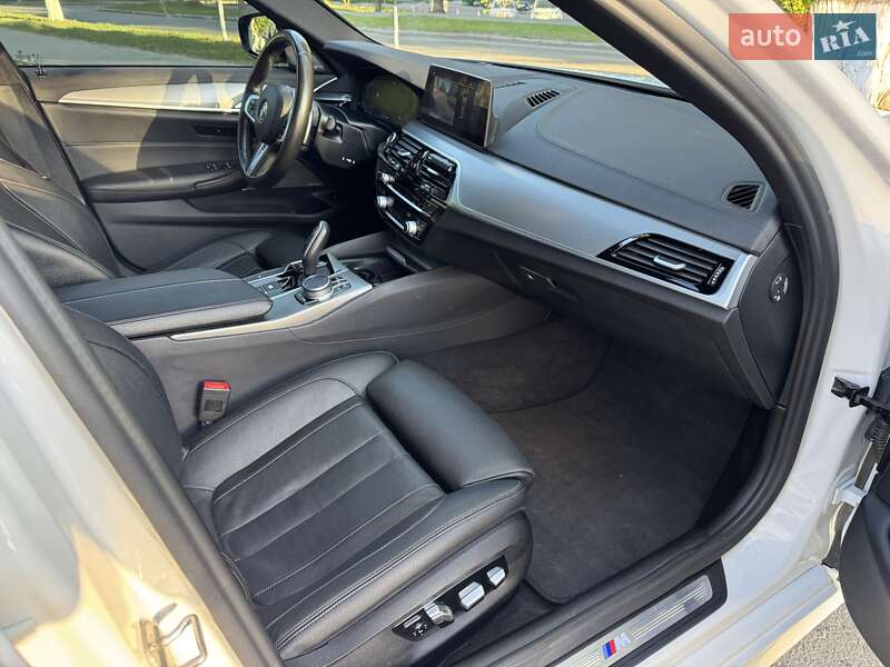 Седан BMW 5 Series 2020 в Харкові