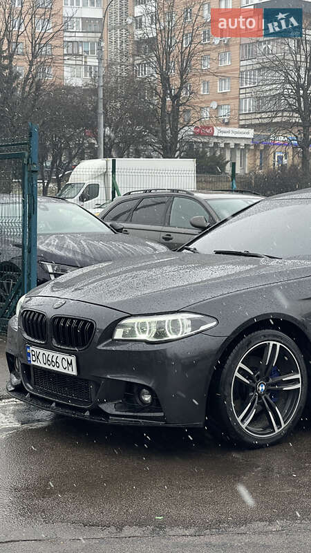 Седан BMW 5 Series 2016 в Рівному