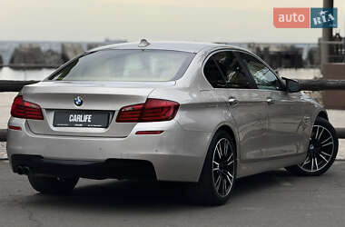 Седан BMW 5 Series 2012 в 