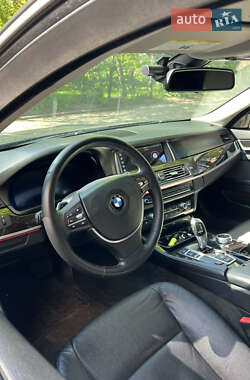 Седан BMW 5 Series 2011 в 