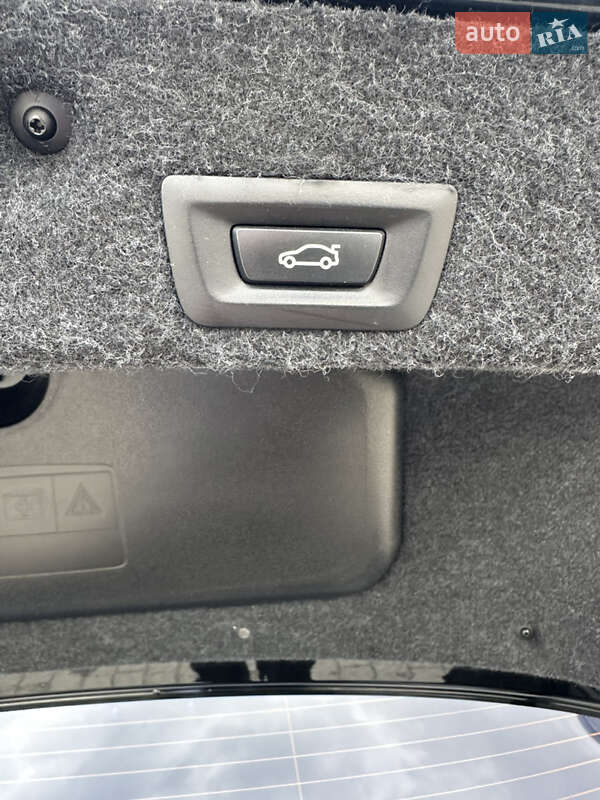 Седан BMW 5 Series 2015 в Днепре