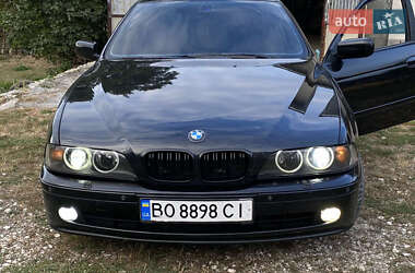 Седан BMW 5 Series 2001 в 