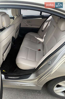 Седан BMW 5 Series 2011 в 