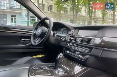Седан BMW 5 Series 2012 в 
