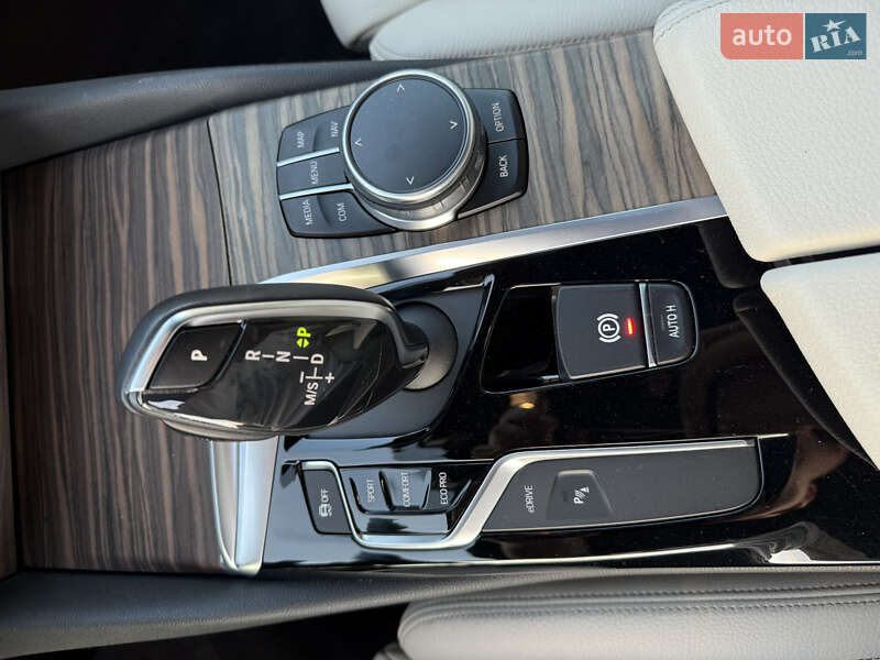 Седан BMW 5 Series 2017 в Тернополе