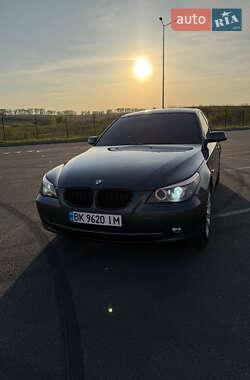 Седан BMW 5 Series 2007 в Рівному