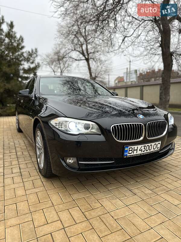 Седан BMW 5 Series 2012 в Одессе
