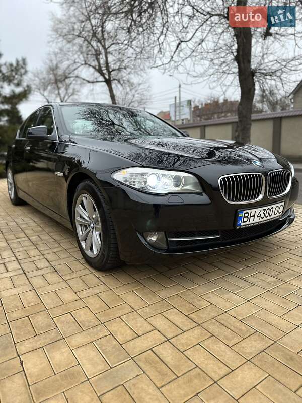 Седан BMW 5 Series 2012 в Одессе