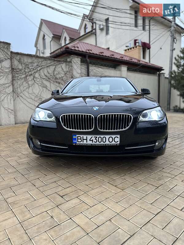 Седан BMW 5 Series 2012 в Одессе