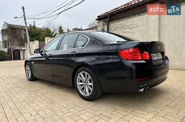 Седан BMW 5 Series 2012 в 