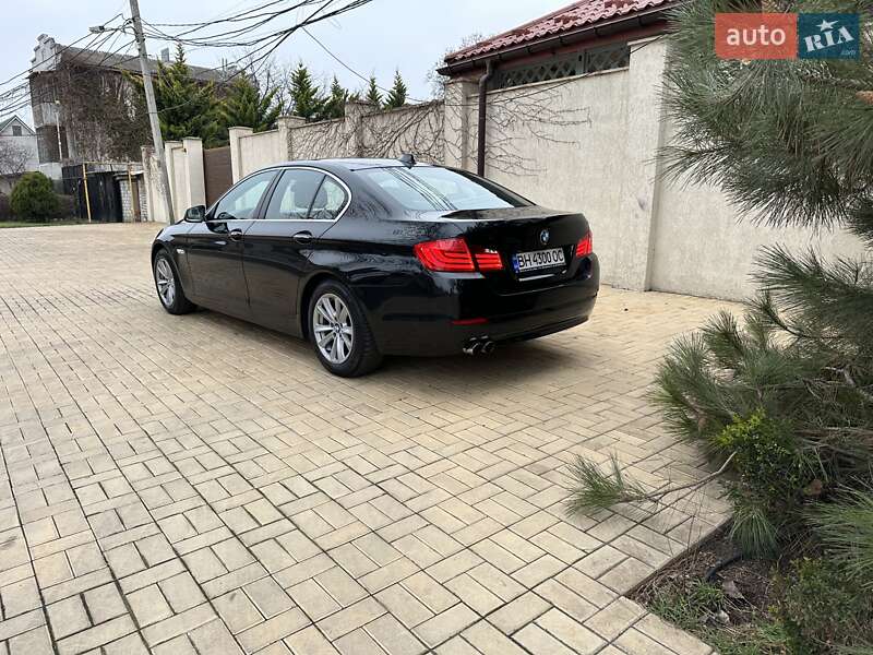 Седан BMW 5 Series 2012 в Одессе