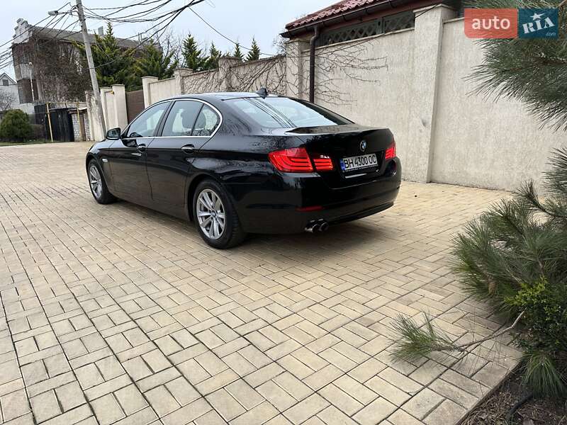 Седан BMW 5 Series 2012 в Одессе