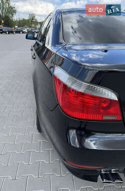 Седан BMW 5 Series 2005 в 