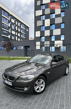 Седан BMW 5 Series 2013 в Львове